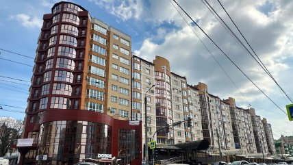 Современный дом в Черновцах