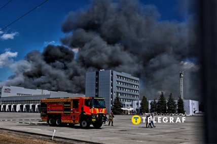На місце події прибули екстренні служби. Фото: Ян Доброносов "Телеграф"