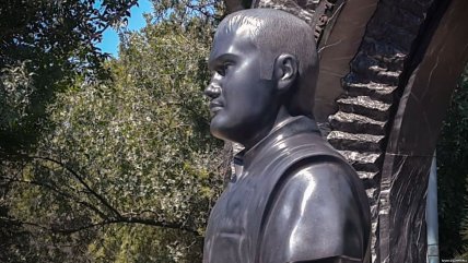 Могила младшего сына Виктора Януковича