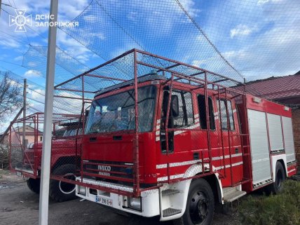 Последствия удара по пожарной части в Запорожье