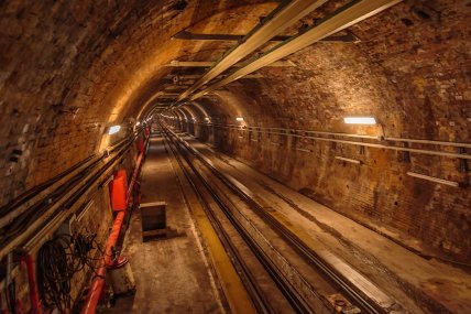 Метро в Стамбуле "Тюнель"