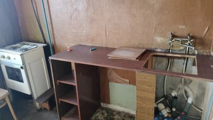 На кухні немає умивальника