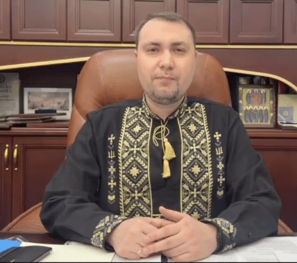 Буданов у вишиванці