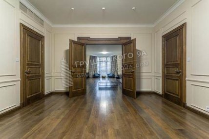 Квартира на Грушевського, 9А