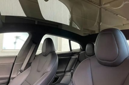 Tesla Model S в Украине – максимальная комплектация