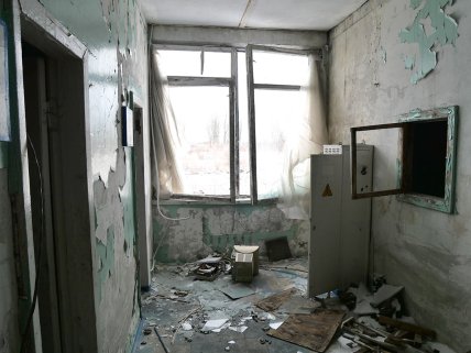 Зруйнований корпус виробництва КДШ