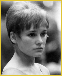 Ольга Карасьова в юності