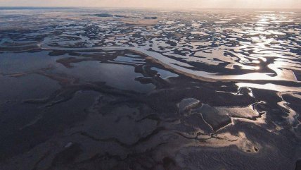 Каховское водохранилище после подрыва