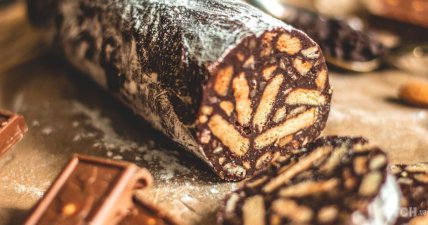 Домашняя шоколадная колбаска