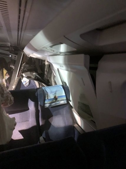 На острове Тайвань произошло ЧП: с рельсов сошел поезд