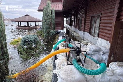 Як піднялась вода на річці Інгулець