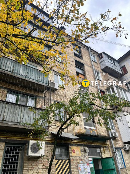 Вибиті вікна в п'ятиповерхівці /Телеграф