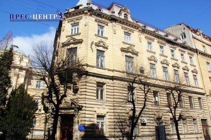 Корпус інститут післядипломної освіти в 21 ст