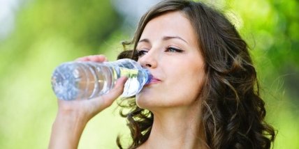 Почему обязательно нужно пить много воды