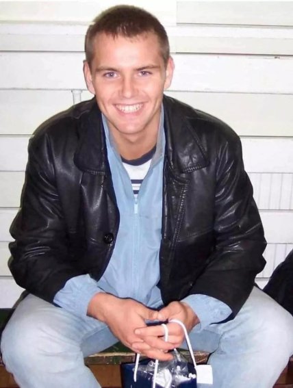 Кароль Навроцький у молодості