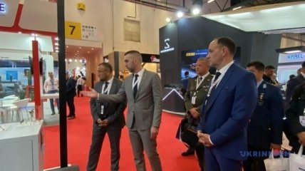 Денис Шарапов на Международной оборонной выставке IDEF-2023 в Стамбуле
