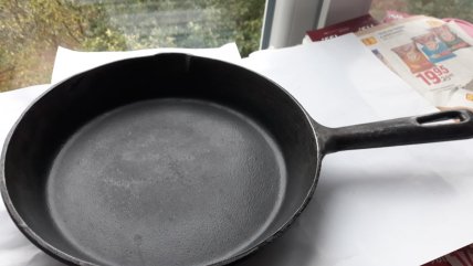 Чавунна сковорідка з СРСР