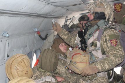 Обучение военных с 46 ОАэмбр