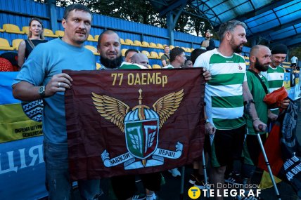 Олександр Усик  на Чемпіонаті України з ампфутболу