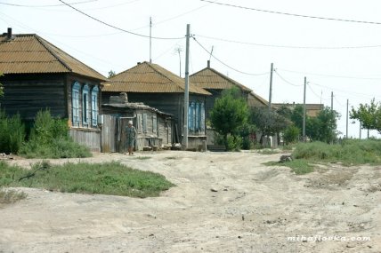 Вулиця в Капустиному Яру