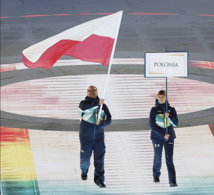 Флаг Польши на Паралимпийских играх 2026