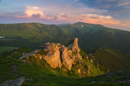 Гора Ушастый камень