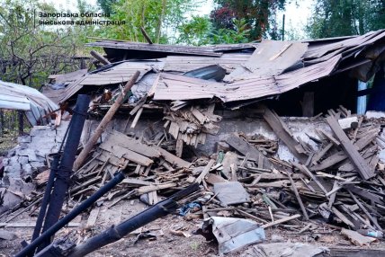 Росія зруйнувала житлові будинки у Запоріжжі