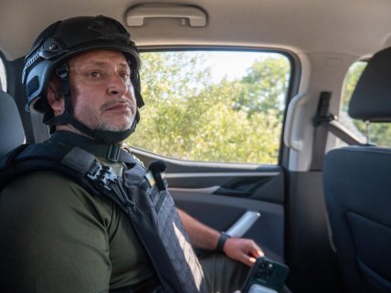 Фото спикер оперативного командования "Юг" Владислав Волошин