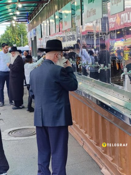 Хасиды в Умани