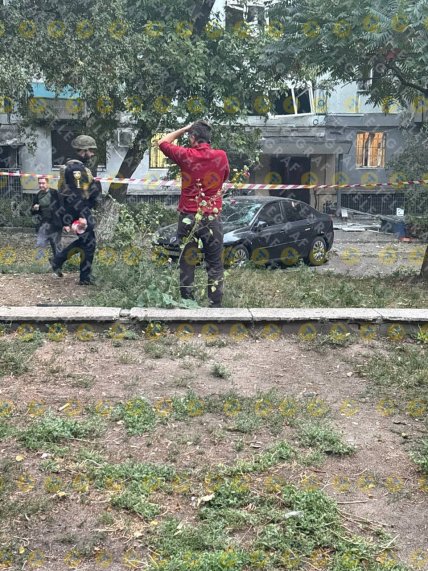 Росія вдарила по житлових будинках Дніпра