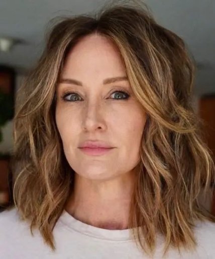 Чубчик-шторка з хвилястим ефектом