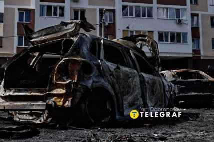 Знищений автомобіль. Фото: Ян Доброносов "Телеграф"
