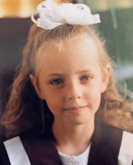 Надя Дорофеева в первом классе