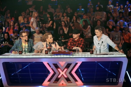 Х Фактор 6. 1 выпуск от 22.08.2015 смотреть онлайн