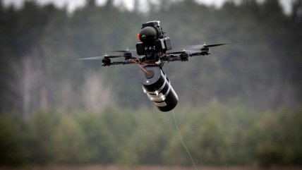 FPV-дрон на оптоволокне