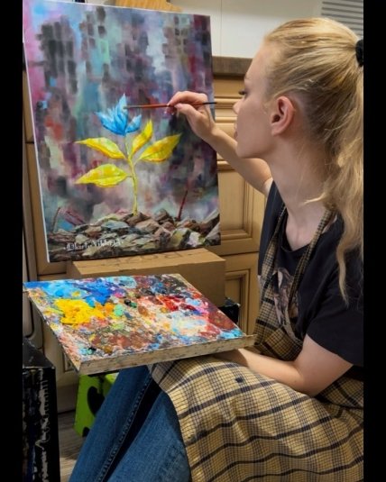 Виктория Апанасенко