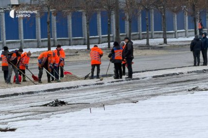 Росіяни вдарили по заводу олії у Дніпрі