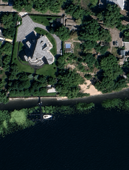 Вид из космоса. Фото: GoogleEarth, улучшено с помощью ИИ