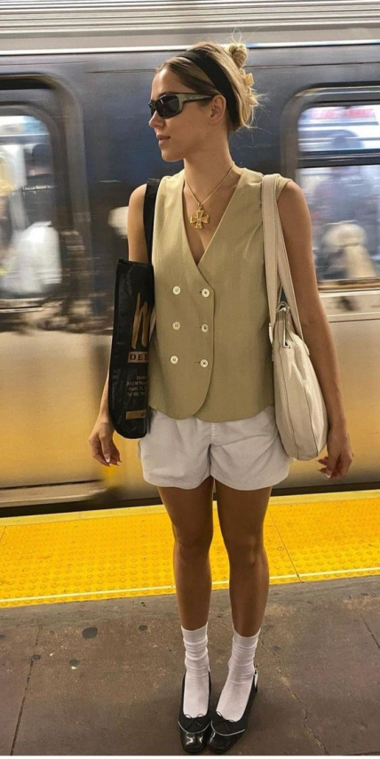 Шорти і жилетка літо 2024