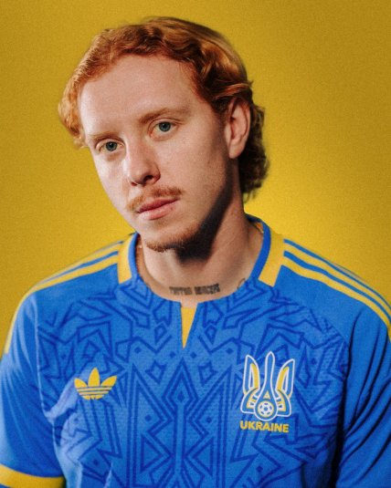 Новая футболка сборной Украины по футболу