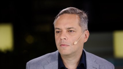 Владимир Милов