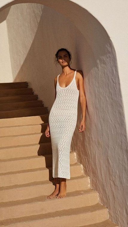 біла сукня - тренд літа 2024