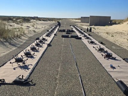 стіна дронів