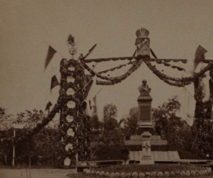 Открытие памятника Гоголю в Нежине