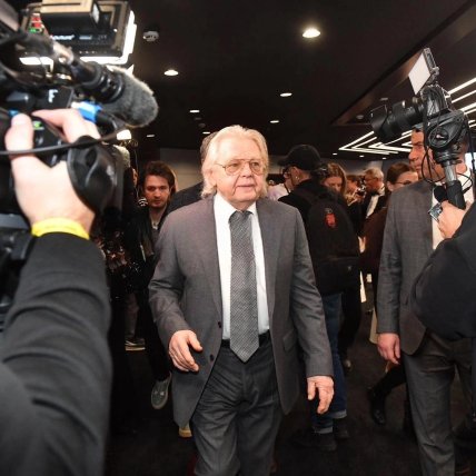 юрий антонов