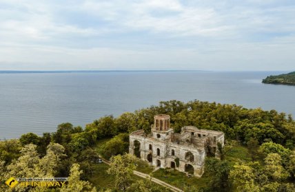 Имение семьи Фальц-Фейнов в Херсонской области
