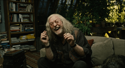 Майкл Кейн в роли хиппи-левака (2006)