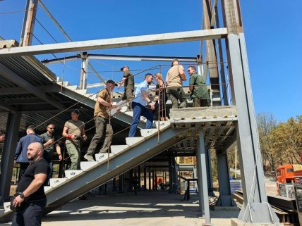 Будівництво військово-патріотичного центру у Маріуполі, Денис Пушилін