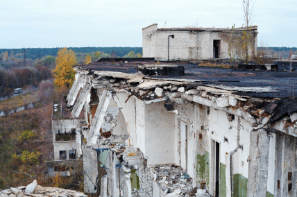разваленные здания Свемы