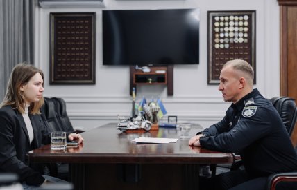 Фото Андрій Нєбитов на інтерв'ю